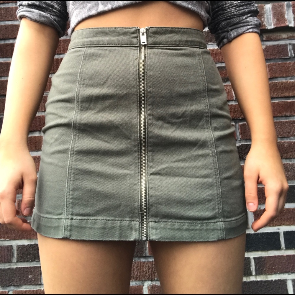 h&m olive green zip up denim mini skirt